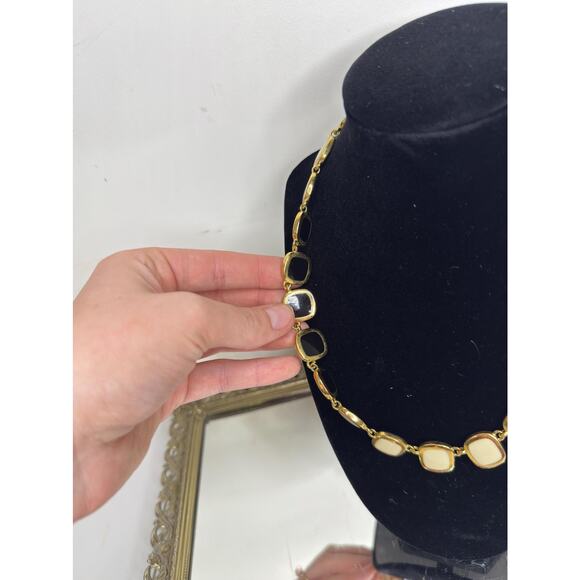 Vintage Reversible Black and White Square Gold Tone Enamel Necklace - Picture 4 of 10